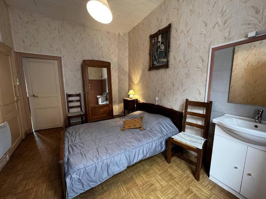 Le Nid Douillet Rustique Linge Fourni Apartamento La Bourboule Exterior foto