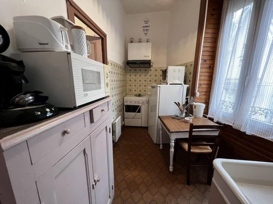 Le Nid Douillet Rustique Linge Fourni Apartamento La Bourboule Exterior foto
