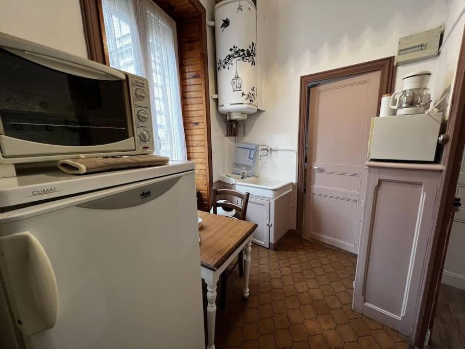 Le Nid Douillet Rustique Linge Fourni Apartamento La Bourboule Exterior foto